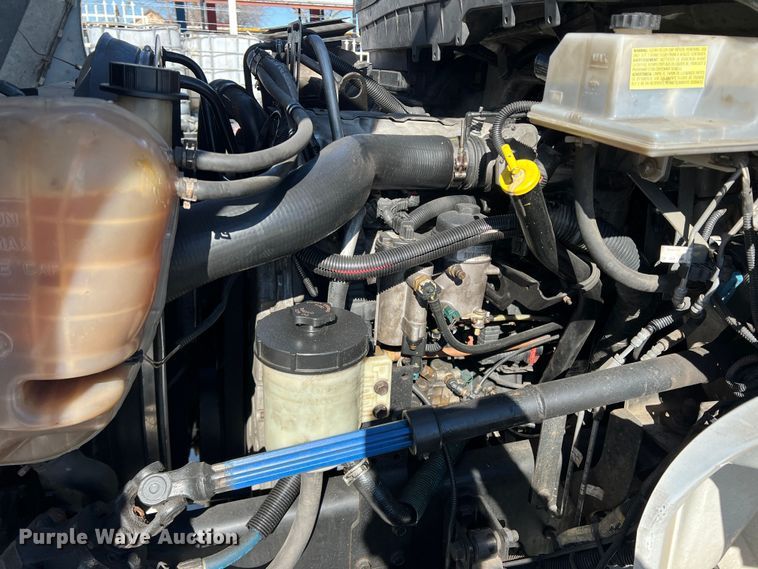 image for item JT9029 2013 International  DuraStar 4300 forestry bucket truck