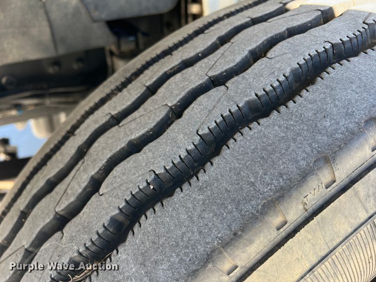 image for item JT9029 2013 International  DuraStar 4300 forestry bucket truck