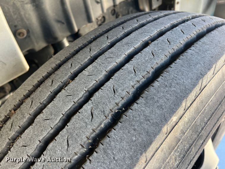 image for item JT9029 2013 International  DuraStar 4300 forestry bucket truck