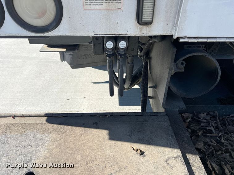 image for item JT9030 2013 International  4300  bucket truck