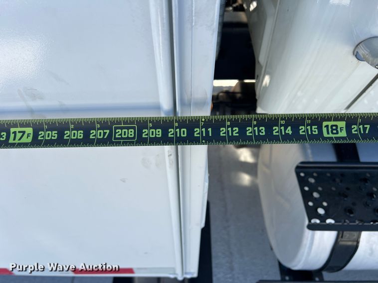 image for item JT9030 2013 International  4300  bucket truck