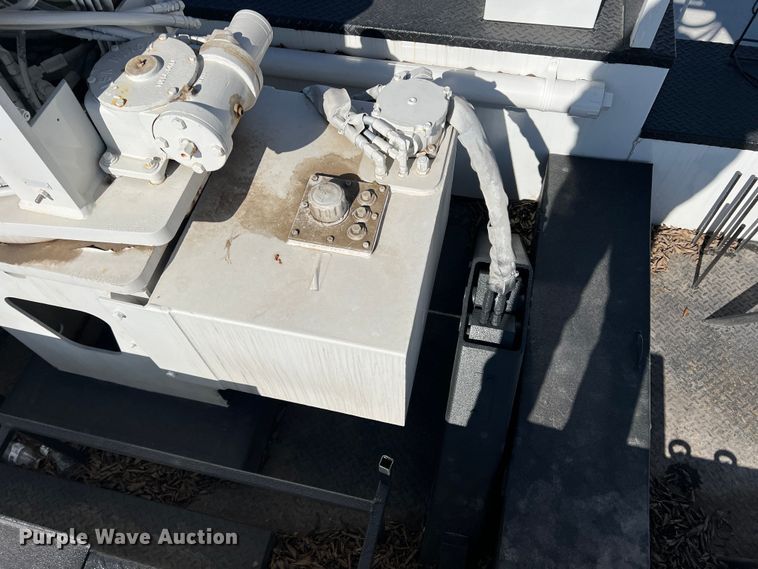 image for item JT9030 2013 International  4300  bucket truck