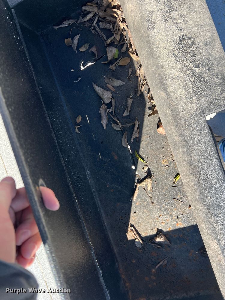 image for item JT9030 2013 International  4300  bucket truck