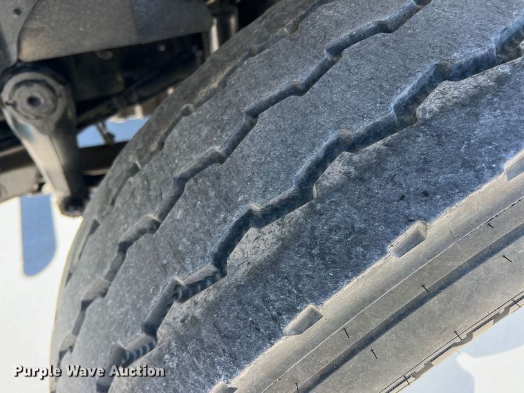 image for item JT9030 2013 International  4300  bucket truck