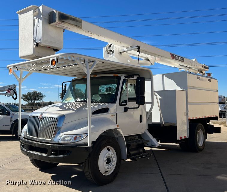 image for item JT9031 2014 International  4300M7 forestry bucket truck