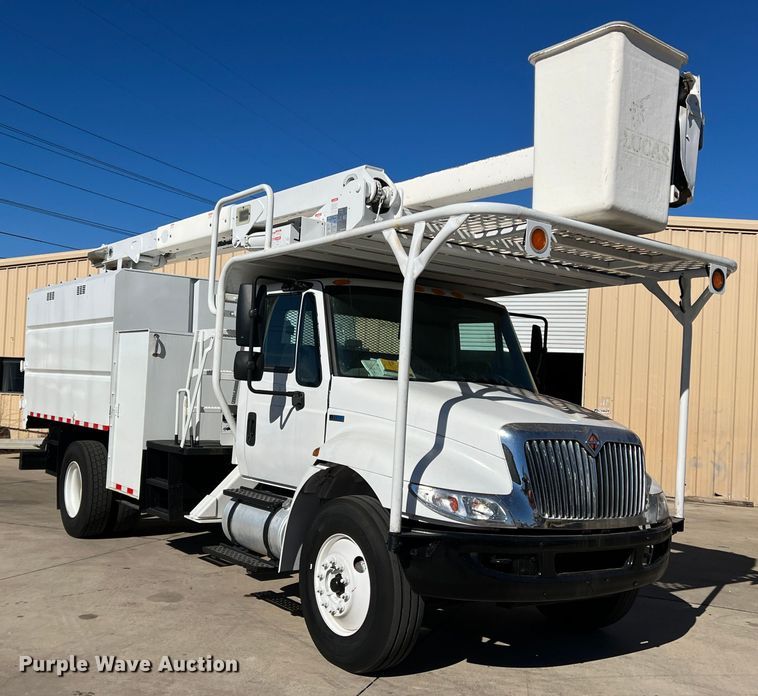 image for item JT9031 2014 International  4300M7 forestry bucket truck
