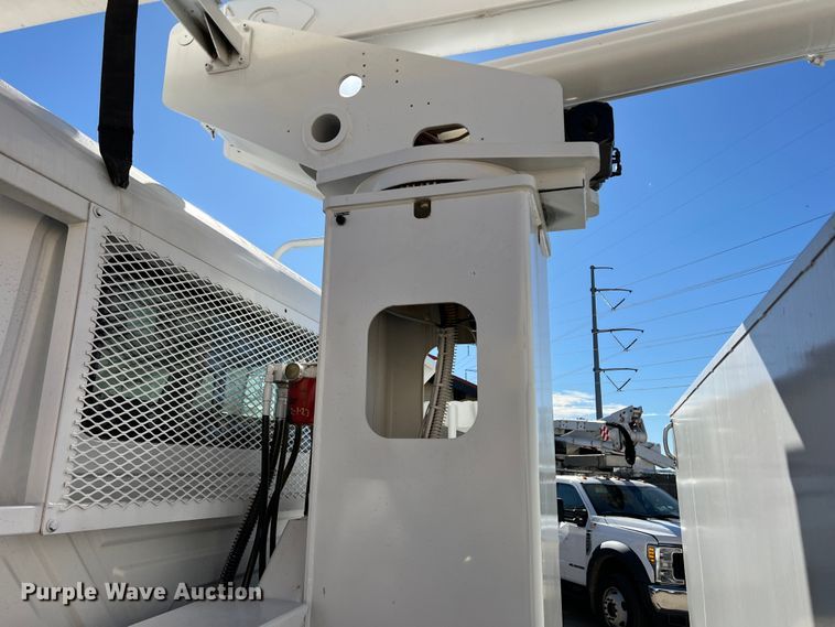 image for item JT9031 2014 International  4300M7 forestry bucket truck