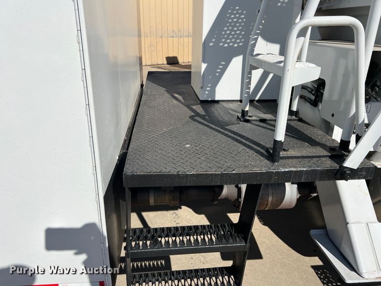 image for item JT9031 2014 International  4300M7 forestry bucket truck