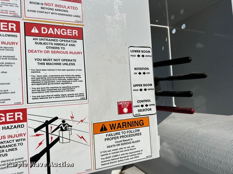 image for item JT9031 2014 International  4300M7 forestry bucket truck