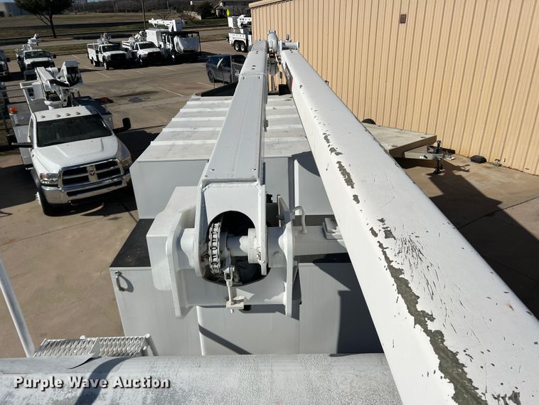 image for item JT9031 2014 International  4300M7 forestry bucket truck