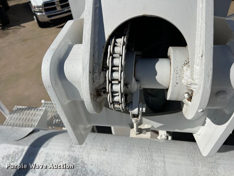 image for item JT9031 2014 International  4300M7 forestry bucket truck