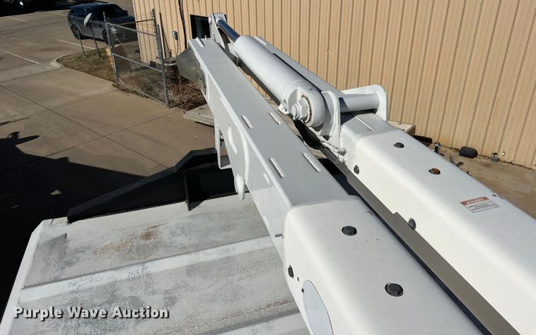 image for item JT9031 2014 International  4300M7 forestry bucket truck