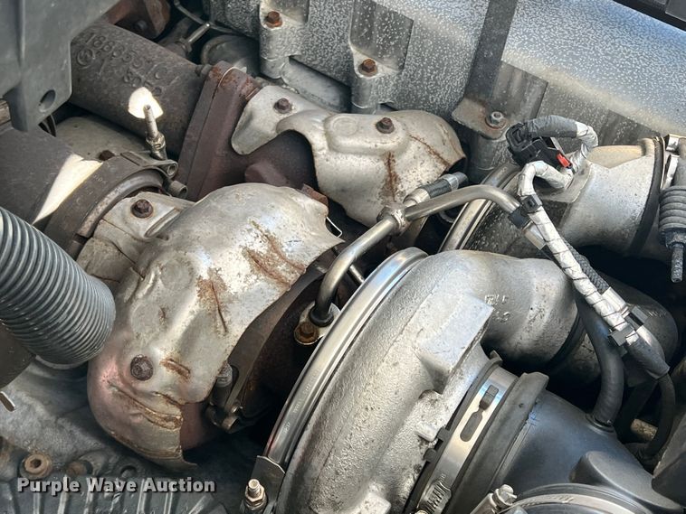 image for item JT9031 2014 International  4300M7 forestry bucket truck