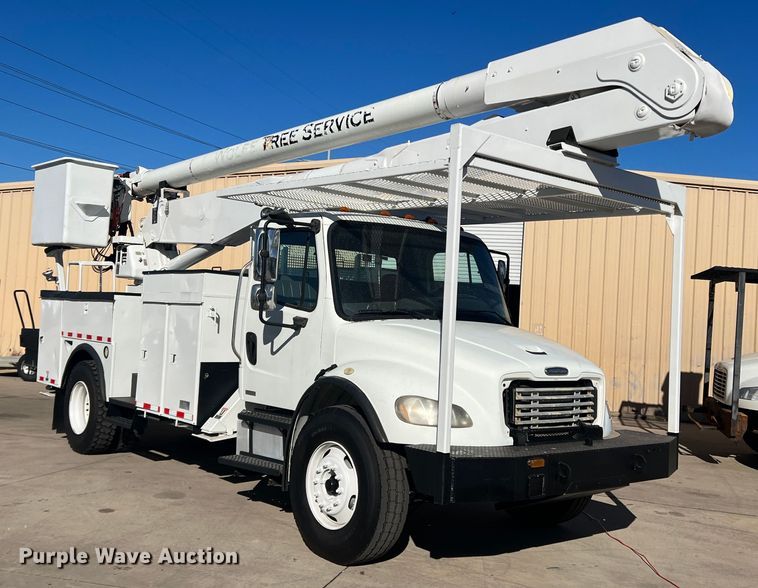 image for item JT9033 2007 Freightliner Business Class M2 bucket truck
