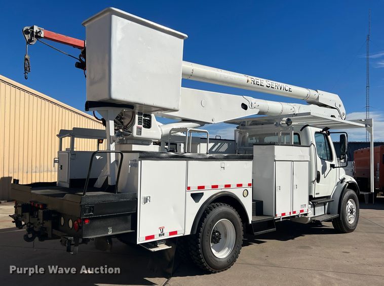 image for item JT9033 2007 Freightliner Business Class M2 bucket truck