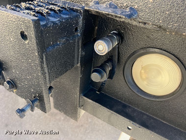 image for item JT9033 2007 Freightliner Business Class M2 bucket truck