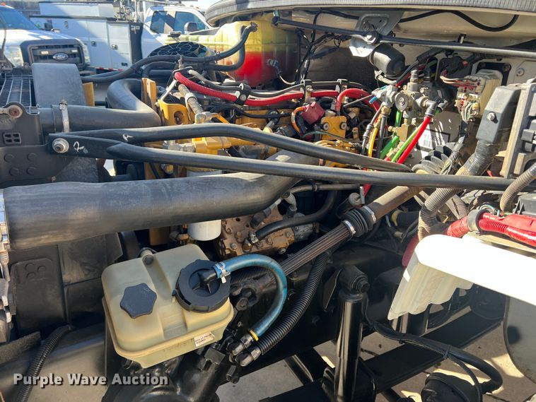 image for item JT9033 2007 Freightliner Business Class M2 bucket truck