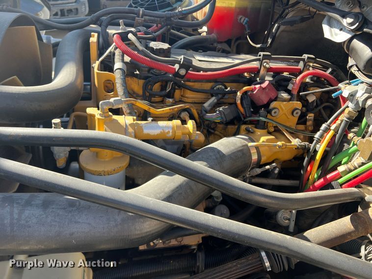 image for item JT9033 2007 Freightliner Business Class M2 bucket truck