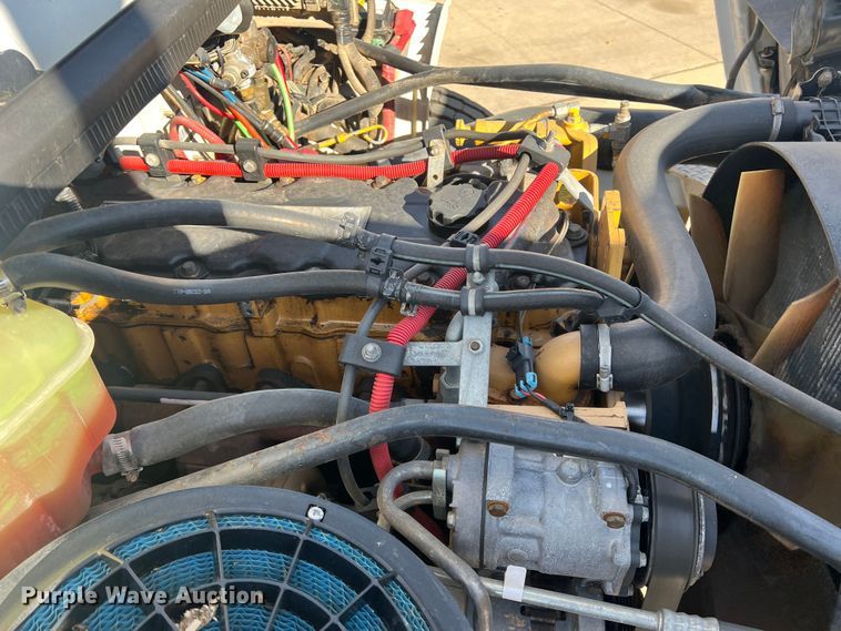 image for item JT9033 2007 Freightliner Business Class M2 bucket truck