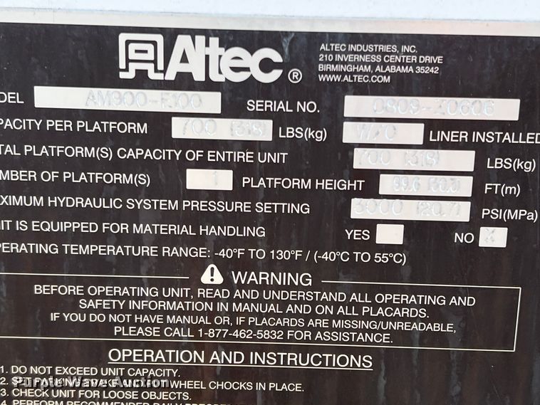 image for item JT9036 2010 International  7400 bucket truck