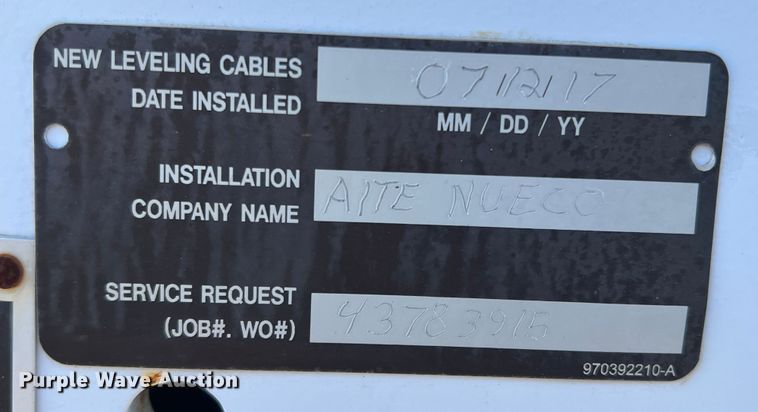 image for item JT9036 2010 International  7400 bucket truck