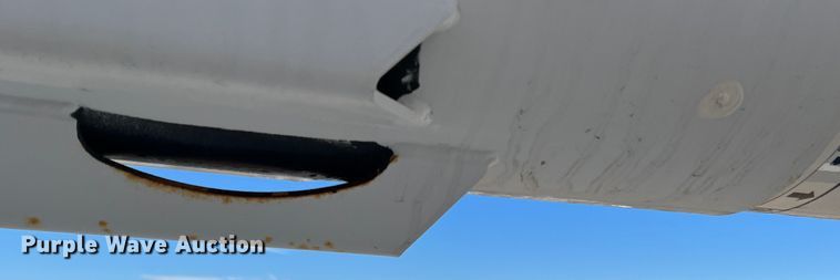 image for item JT9036 2010 International  7400 bucket truck