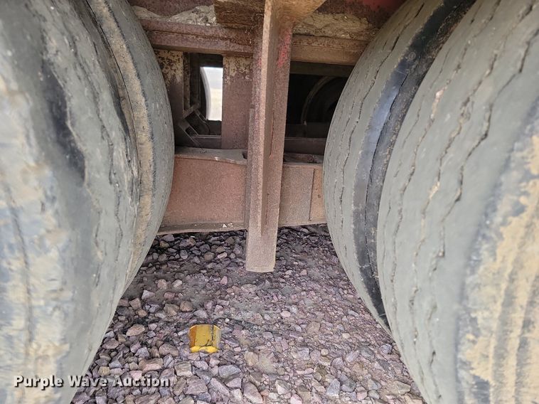 image for item KT9618 1981 Shop built oilfield trailer