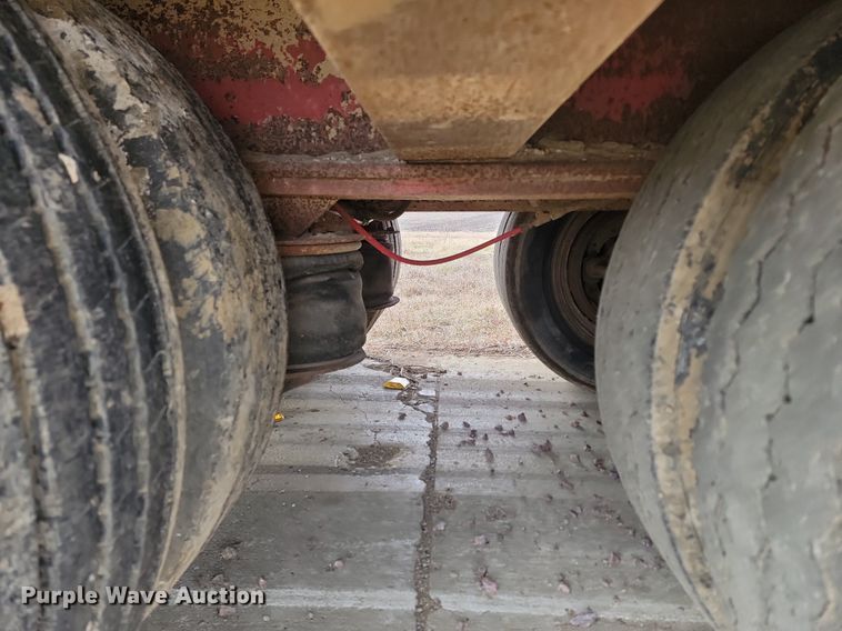 image for item KT9618 1981 Shop built oilfield trailer