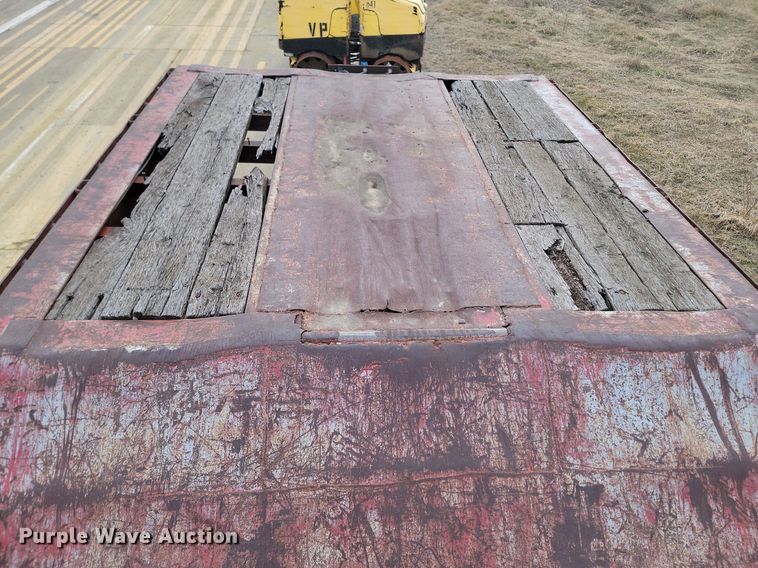 image for item KT9618 1981 Shop built oilfield trailer