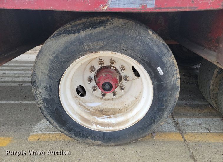 image for item KT9618 1981 Shop built oilfield trailer