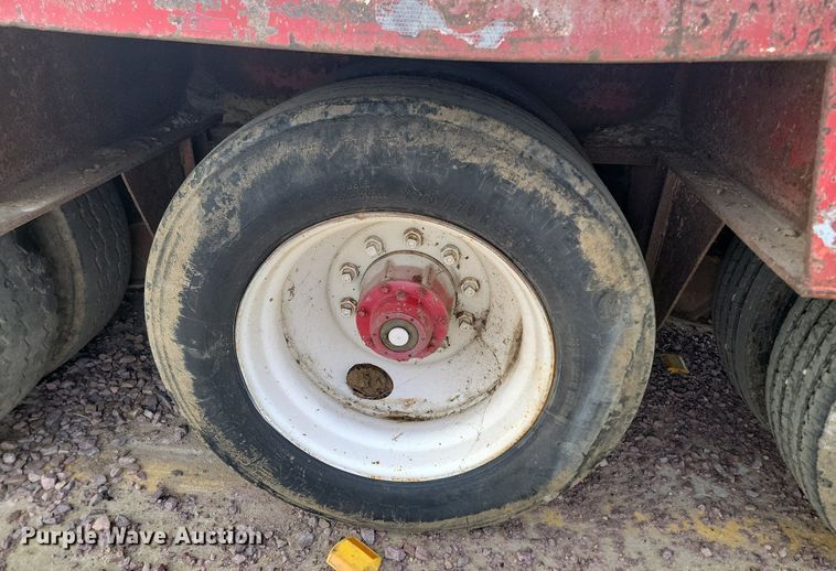 image for item KT9618 1981 Shop built oilfield trailer