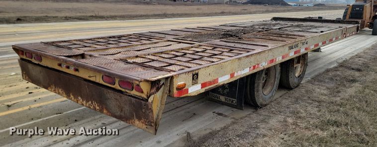 image for item KT9619 1983 Trail King TKT40-2000 tilt deck equipment trailer