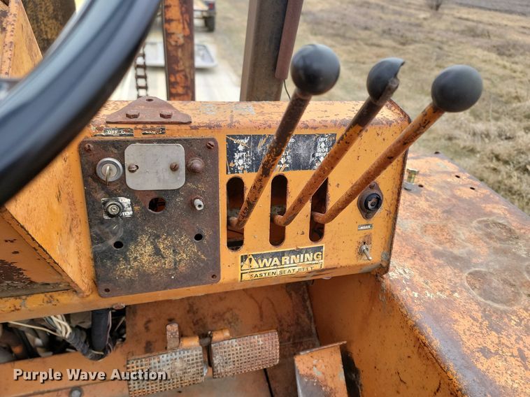 image for item KT9621 Case 586D forklift