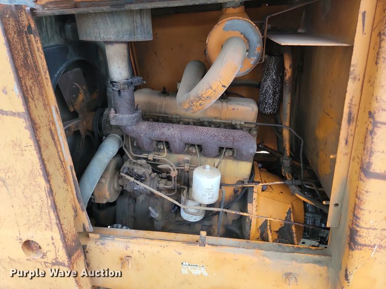 image for item KT9621 Case 586D forklift