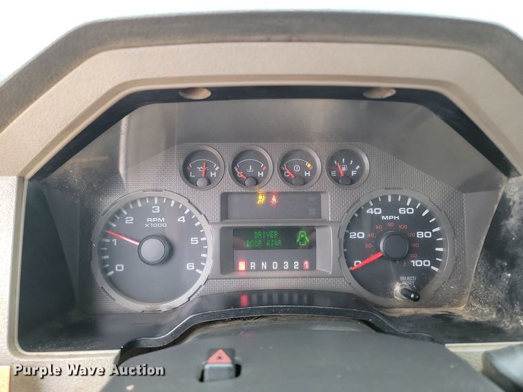 image for item KT9625 2008 Ford F250 Super Duty XL Crew Cab pickup truck