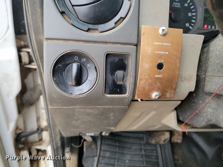 image for item KT9625 2008 Ford F250 Super Duty XL Crew Cab pickup truck