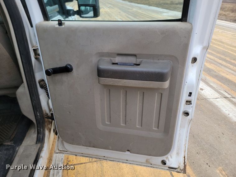 image for item KT9625 2008 Ford F250 Super Duty XL Crew Cab pickup truck