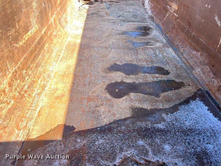 image for item KV9930 Roll off container 