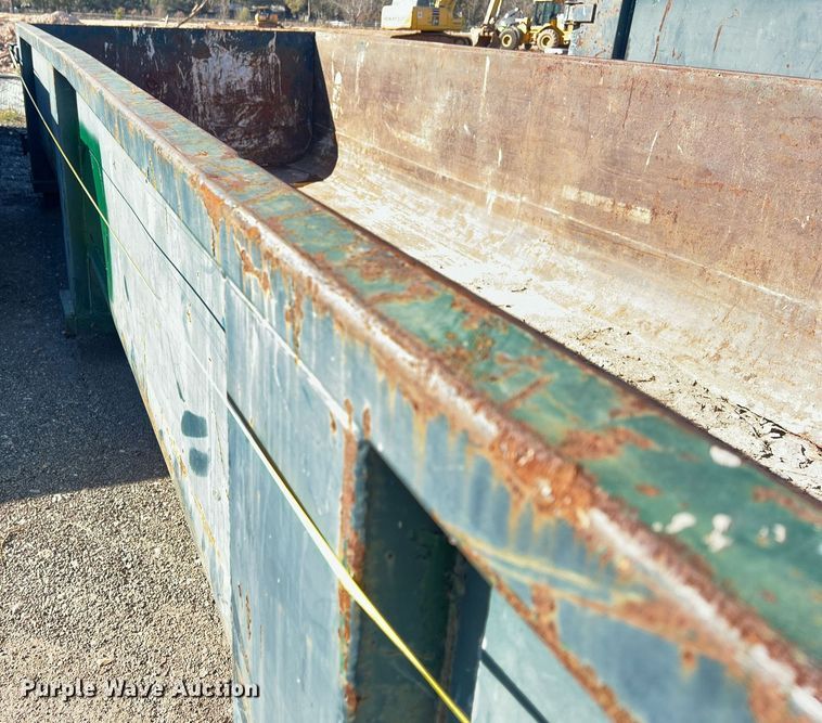 image for item KV9930 Roll off container 