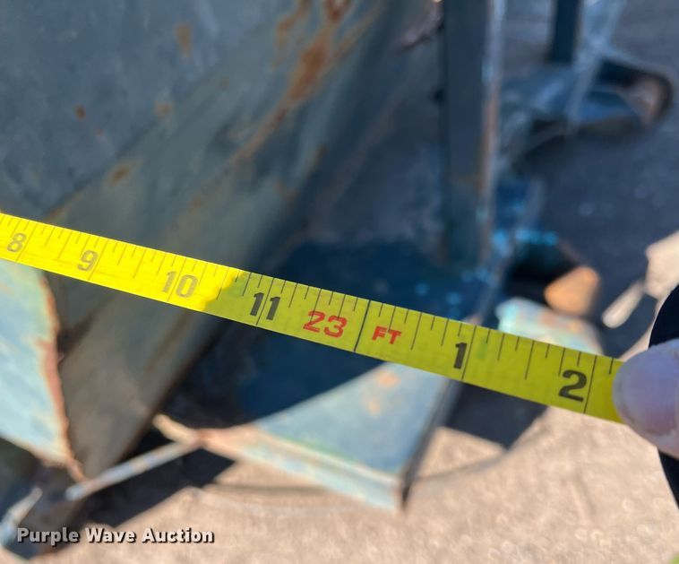 image for item KV9930 Roll off container 