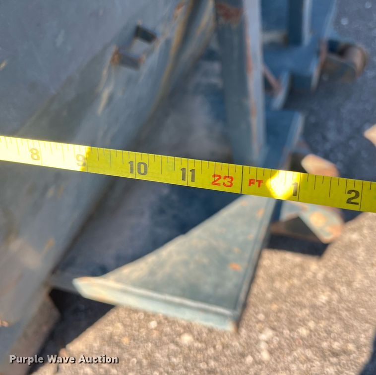 image for item KV9931 Roll off container 