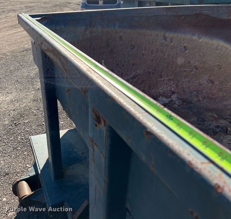 image for item KV9931 Roll off container 