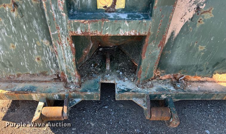 image for item KV9932 Roll off container