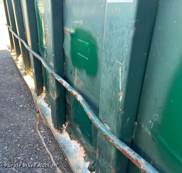 image for item KV9932 Roll off container