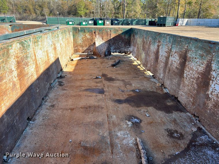 image for item KV9932 Roll off container