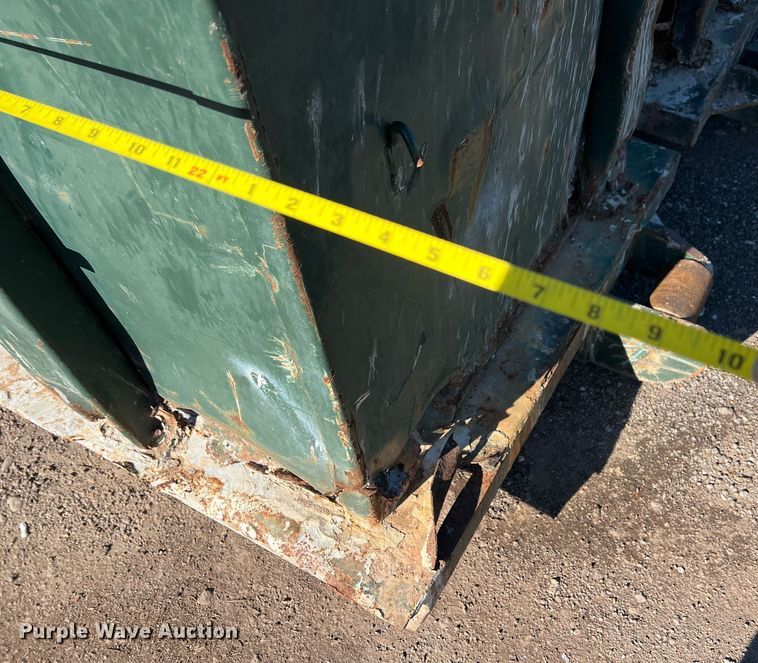 image for item KV9932 Roll off container