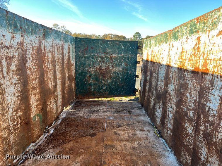 image for item KV9935 Roll off container 