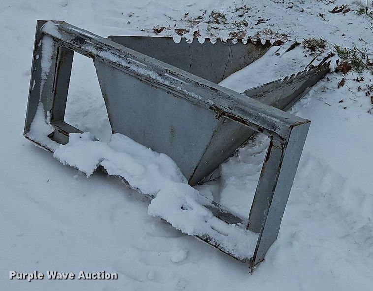 image for item LB9717 skid steer stump bucket