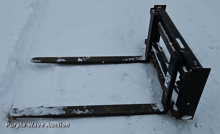 image for item LB9718 Skid steer forks