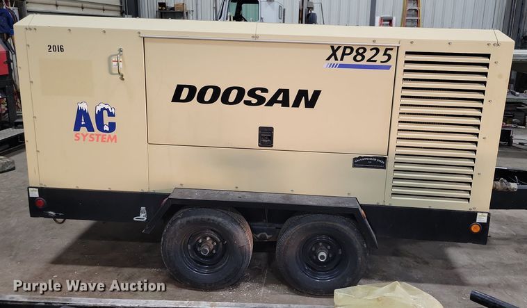 image for item LC9787 2013 Doosan XP825 air compressor